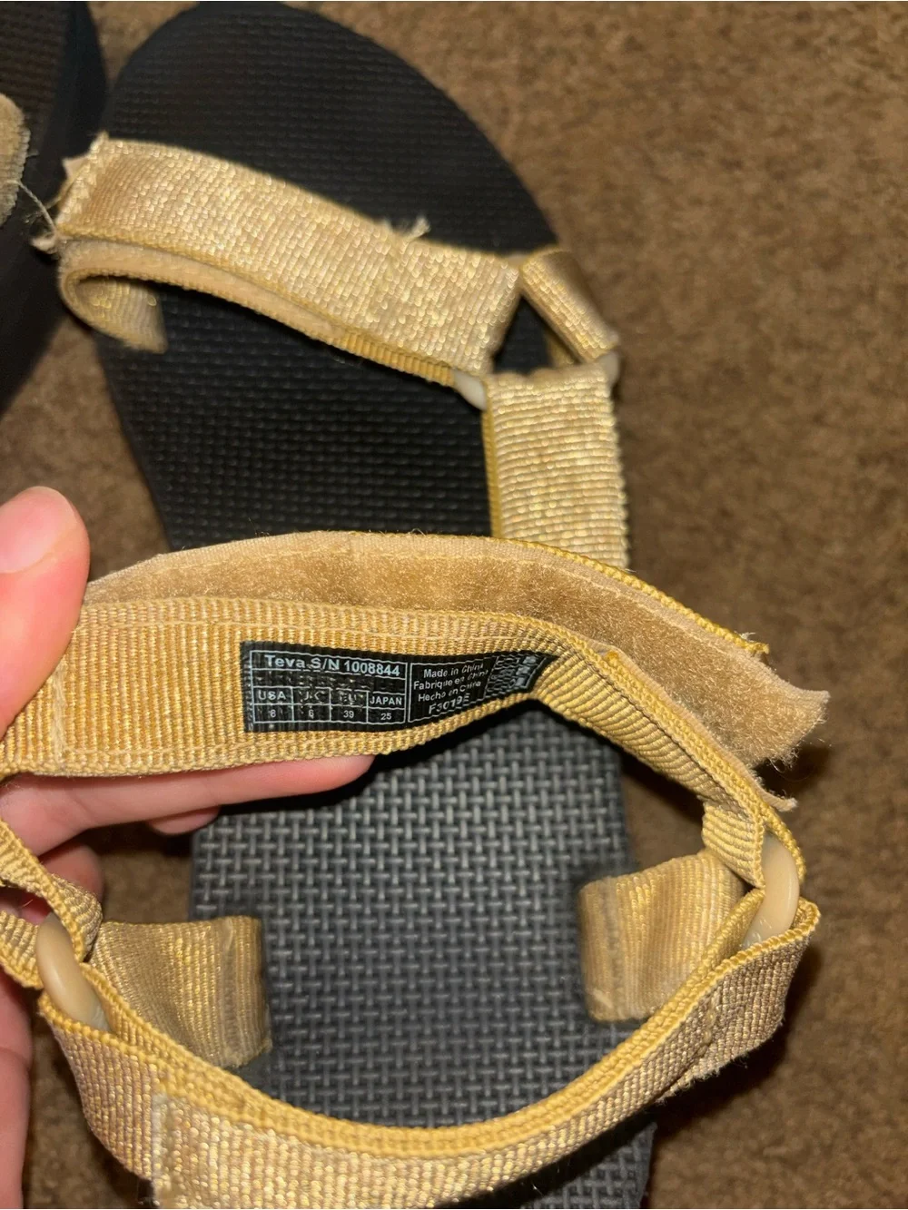 Women’s Platform Sport Sandals in gold